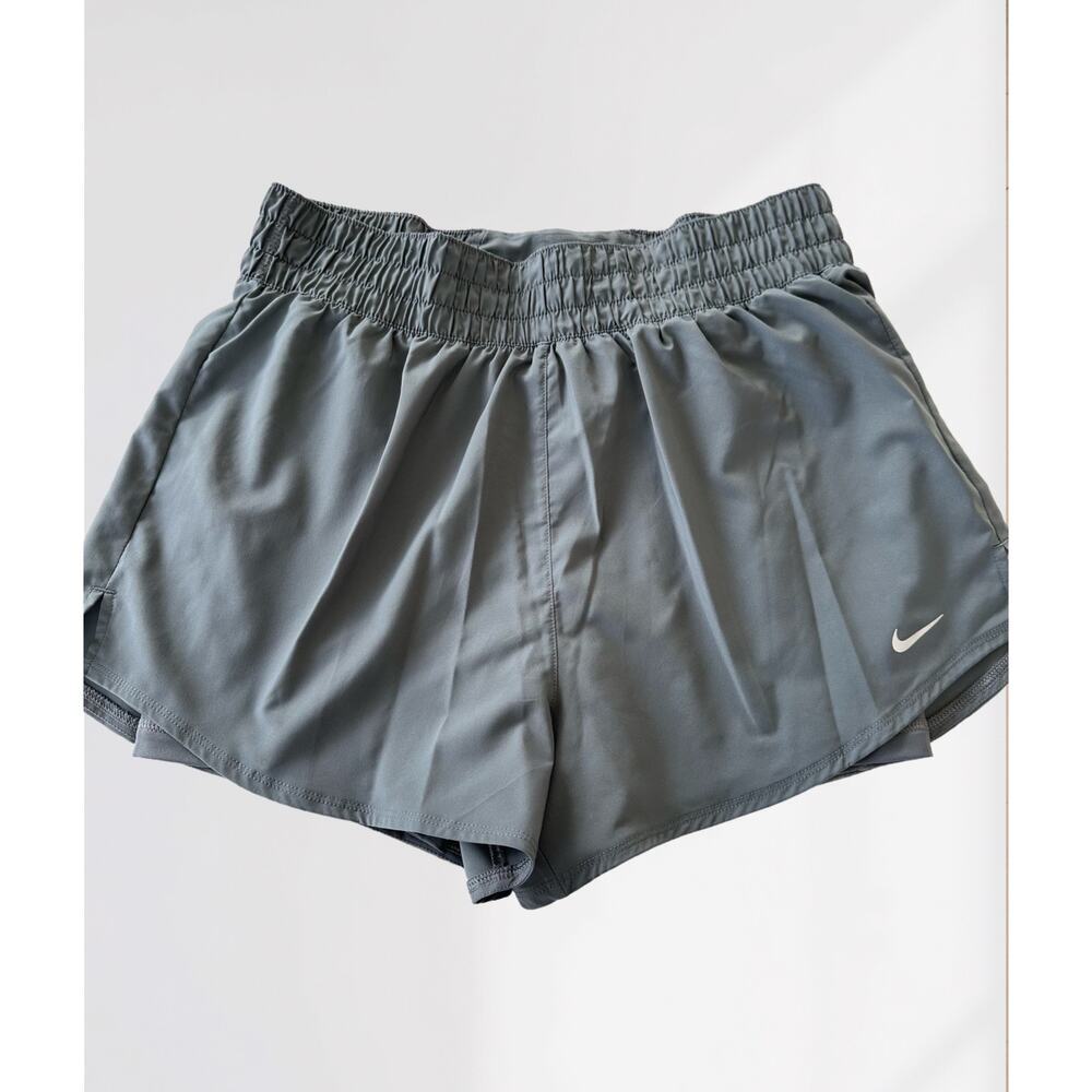 NIKE Athletic Dri-Fit Gray Running Walking Shorts, Medium